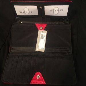 Kenneth Cole Wallet.